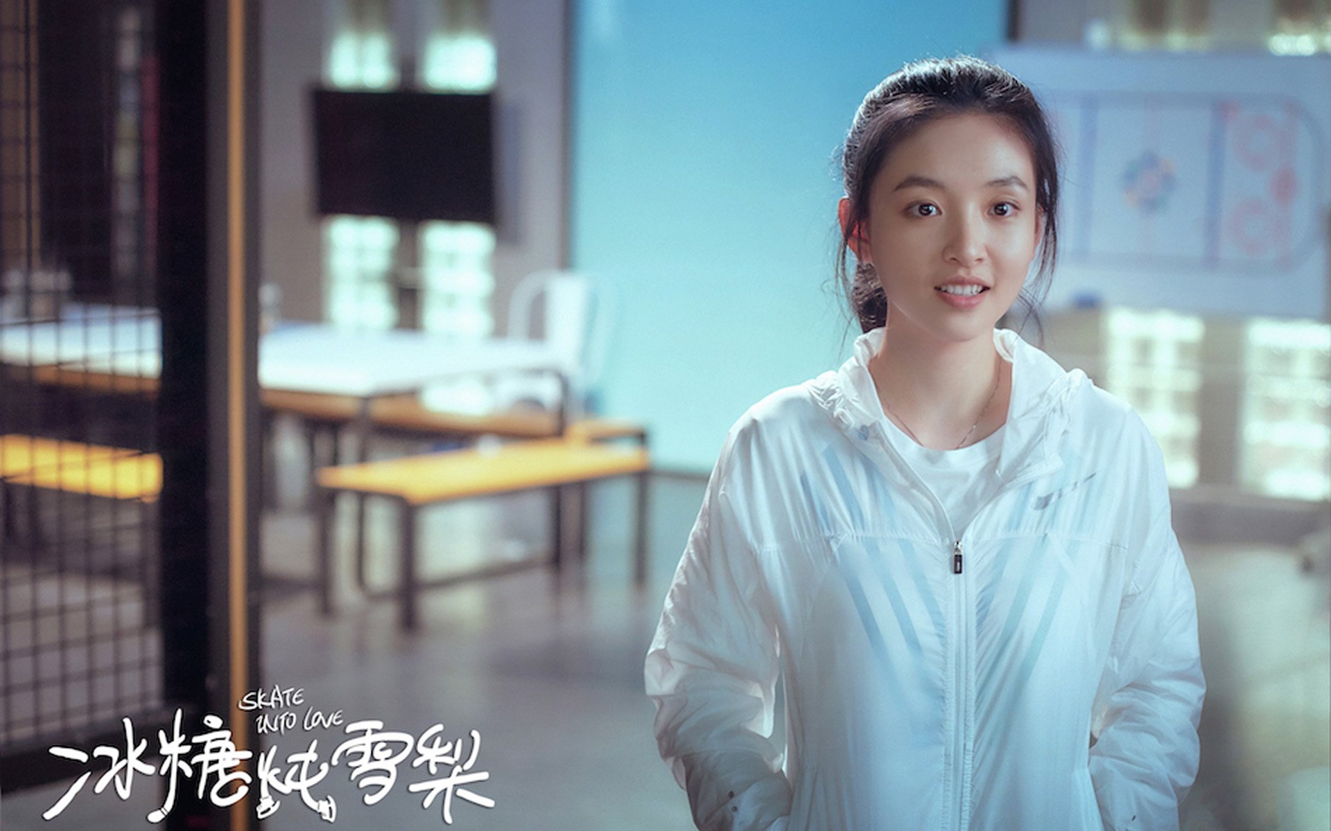 爱游戏全站-车迷疯狂：全球F1聚会盛况，f1车队汽车品牌